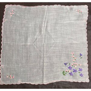 VTG Victorian Floral Embroidered Handkerchief Pink Scalloped Edges‎ 11"x11"